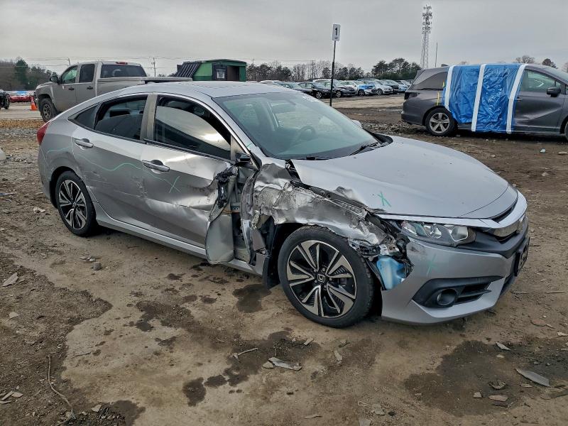 Photo 4 from auction – 2016 HONDA CIVIC EX with VIN 19XFC1F3XGE204699