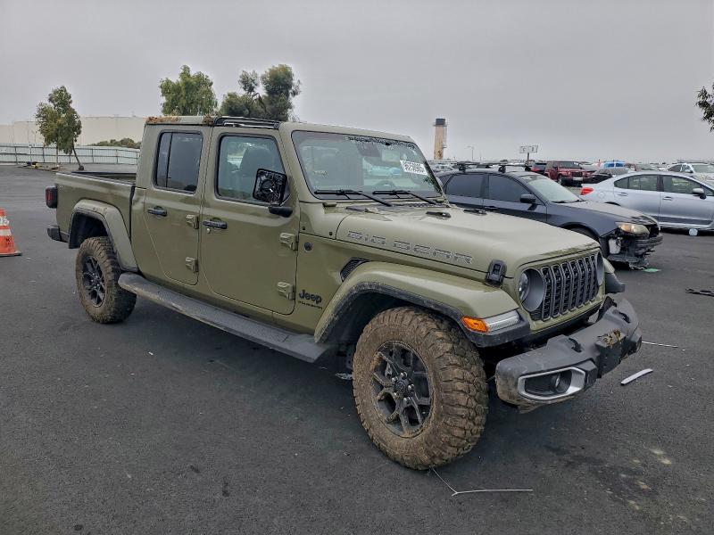Photo 4 from auction – 2025 JEEP GLADIATOR with VIN 1C6PJTAG9SL520814