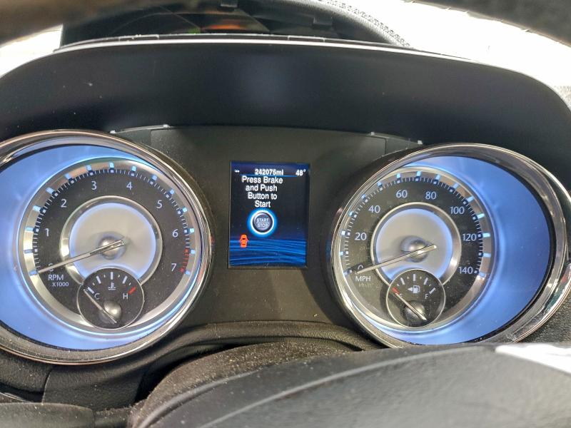 Photo 9 from auction – 2013 CHRYSLER 300 with VIN 2C3CCAAG3DH532936