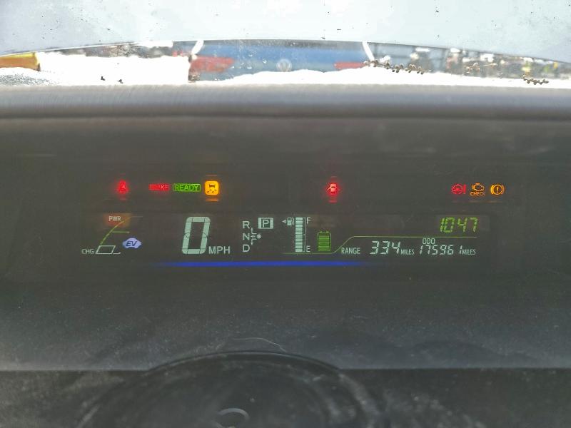 Photo 9 from auction – 2013 TOYOTA PRIUS V with VIN JTDZN3EU0D3286278
