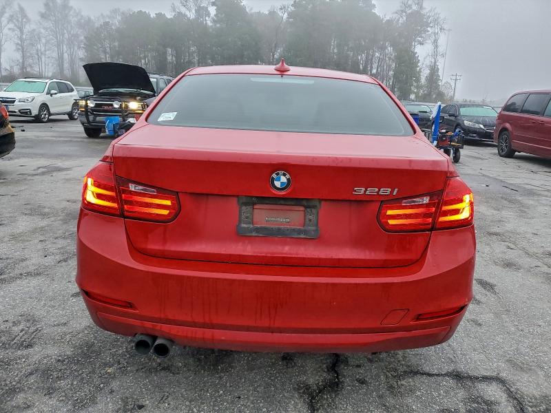 Photo 6 from auction – 2013 BMW 328 I with VIN WBA3A5G52DNP19961