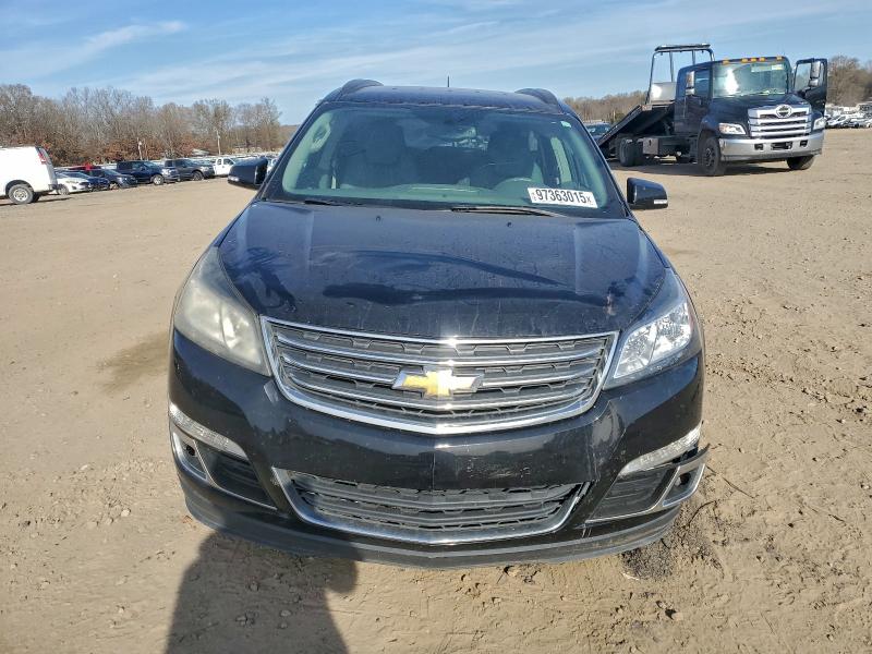 Photo 5 from auction – 2017 CHEVROLET TRAVERSE L with VIN 1GNKVHKD2HJ283104
