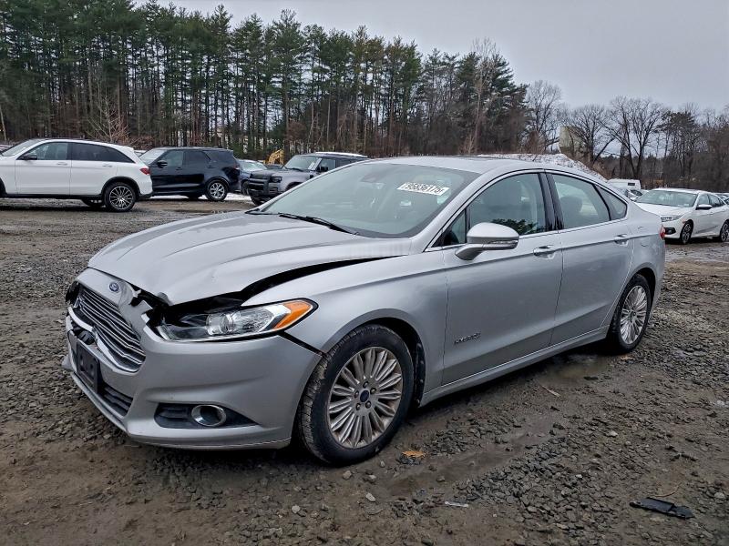 FORD FUSION SE 2013 with VIN 3FA6P0LUXDR224909 - Photo from auction
