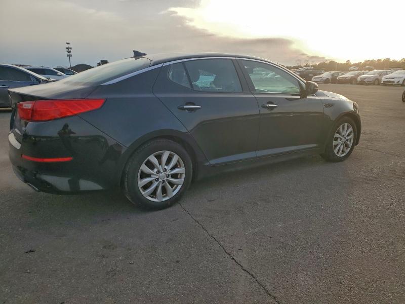 Foto 3 de la subasta – 2014 KIA OPTIMA EX con VIN 5XXGN4A75EG299378