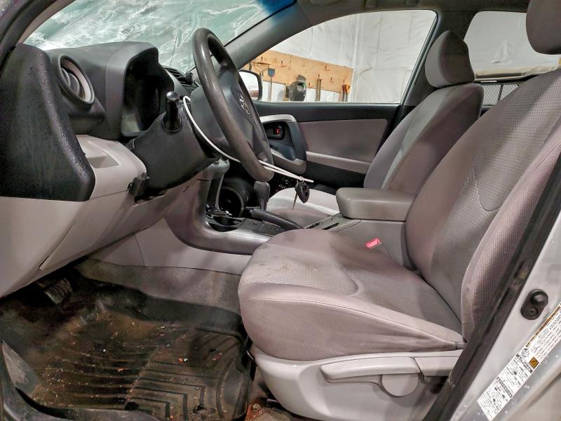 Photo 7 from auction – 2006 TOYOTA RAV4 with VIN JTMBK33VX65011952
