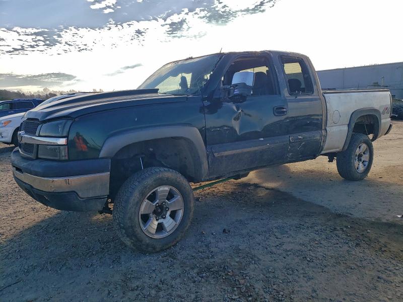CHEVROLET SILVERADO 2004 with VIN 1GCEK19T04Z245403 - Photo from auction
