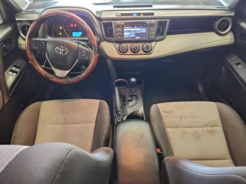 Photo 8 from auction – 2015 TOYOTA RAV4 LE with VIN 2T3ZFREV6FW160631