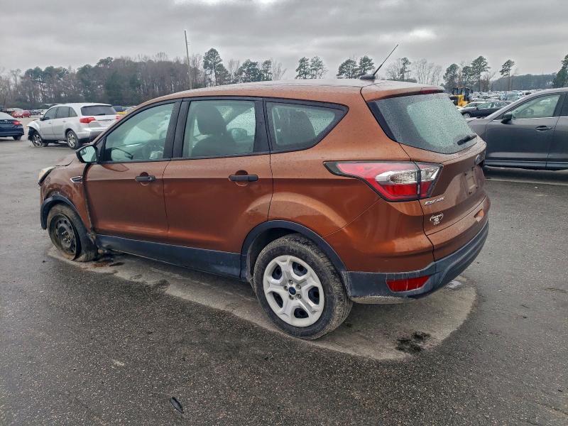 Photo 2 from auction – 2017 FORD ESCAPE S with VIN 1FMCU0F71HUA98624