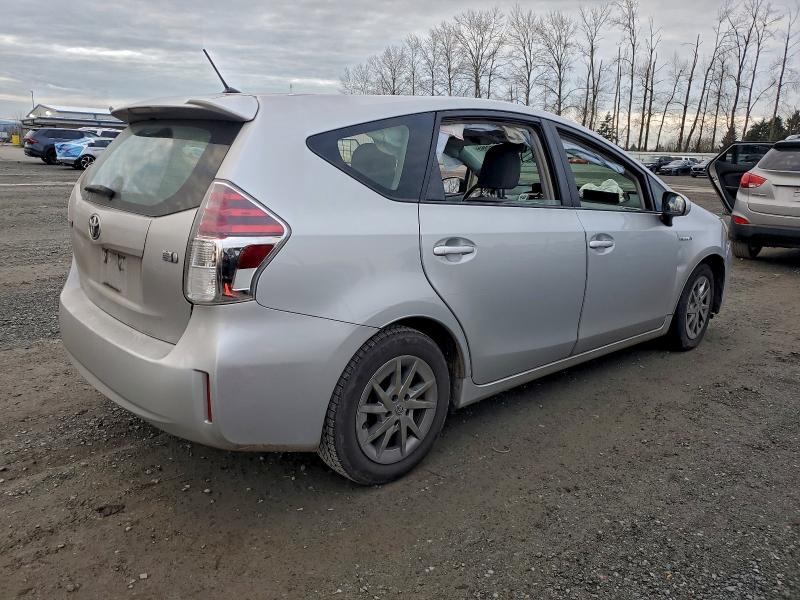 Photo 3 from auction – 2015 TOYOTA PRIUS V with VIN JTDZN3EU1FJ037633