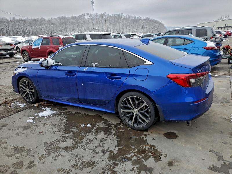 Photo 2 from auction – 2022 HONDA CIVIC TOUR with VIN 2HGFE1F98NH308707