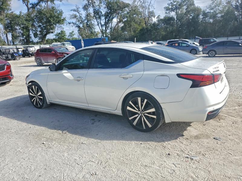 Photo 2 from auction – 2020 NISSAN ALTIMA SR with VIN 1N4BL4CV0LC142596