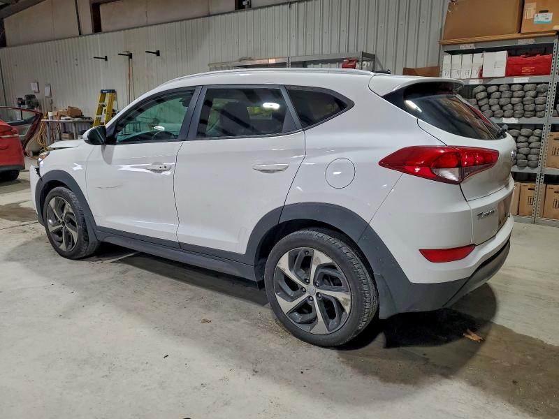 Photo 2 from auction – 2016 HYUNDAI TUCSON LIM with VIN KM8J33A20GU116763