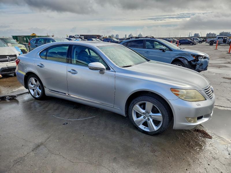 Photo 4 from auction – 2010 LEXUS LS 460 with VIN JTHBL5EF4A5092274