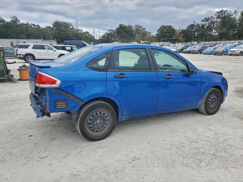Photo 3 from auction – 2011 FORD FOCUS SE with VIN 1FAHP3FN0BW180119