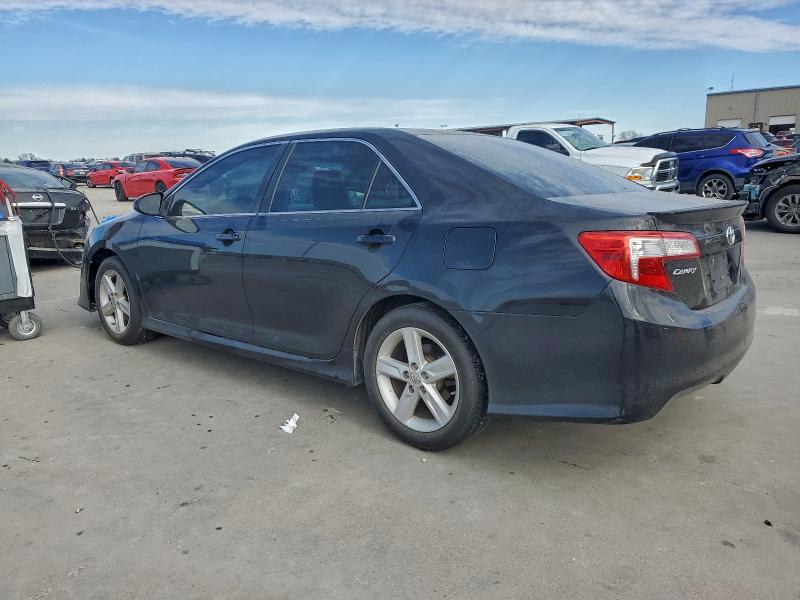 Photo 2 from auction – 2014 TOYOTA CAMRY L with VIN 4T1BF1FK0EU808818