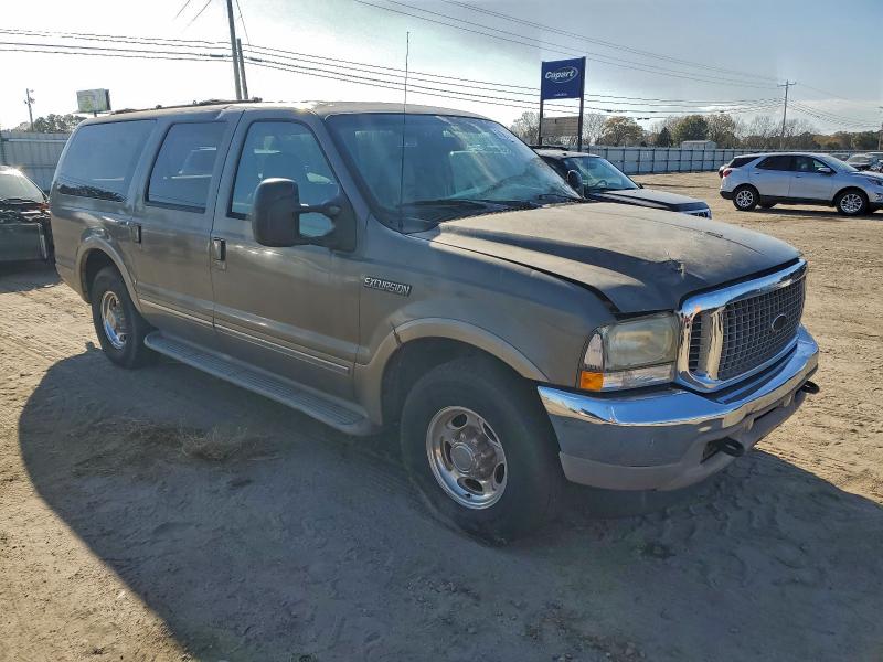 Photo 4 from auction – 2002 FORD EXCURSION with VIN 1FMNU42L22EB66255