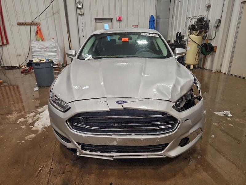Photo 5 from auction – 2016 FORD FUSION SE with VIN 3FA6P0H74GR175293