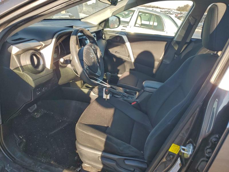 Photo 7 from auction – 2015 TOYOTA RAV4 LE with VIN JTMBFREV7FJ050736
