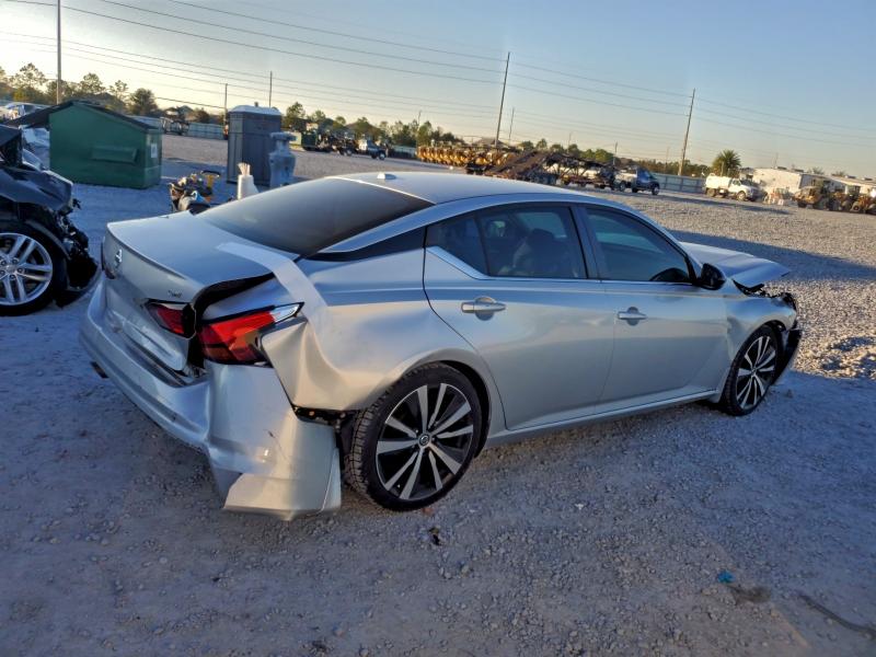 Photo 3 from auction – 2019 NISSAN ALTIMA SR with VIN 1N4BL4CV5KC213628