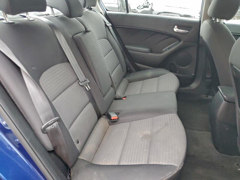 Photo 10 from auction – 2018 KIA FORTE LX with VIN 3KPFL4A72JE169305