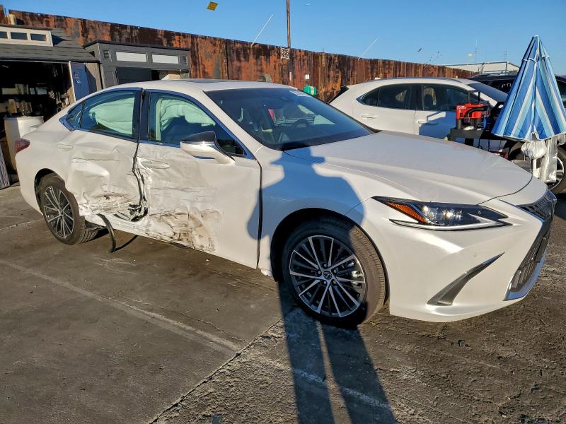 Photo 4 from auction – 2025 LEXUS ES 300H BA with VIN 58ADA1C19SU074753