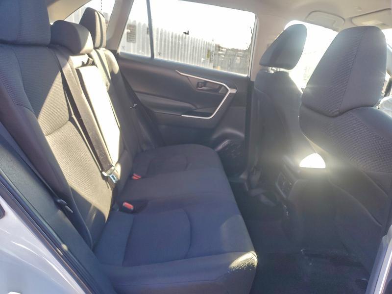 Photo 11 from auction – 2023 TOYOTA RAV4 LE with VIN 2T3F1RFV9PW380637