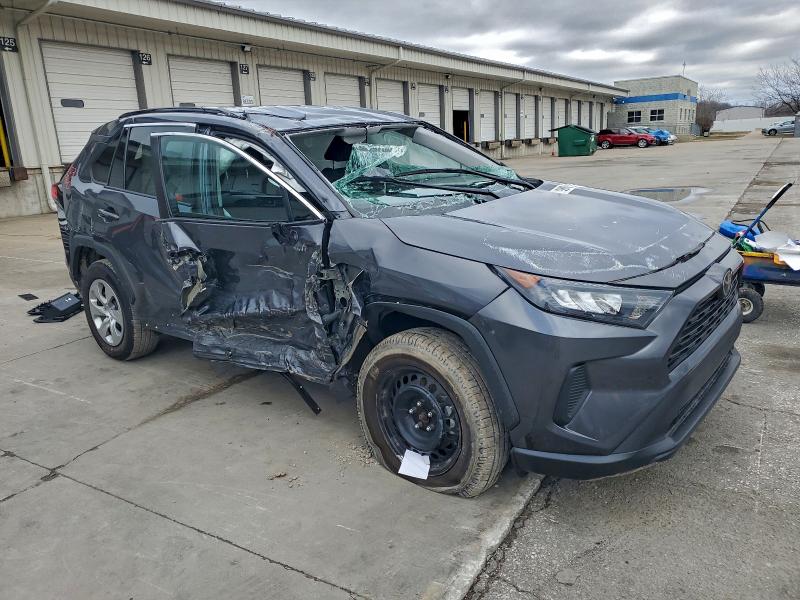 Photo 4 from auction – 2021 TOYOTA RAV4 LE with VIN 2T3F1RFV8MW149840