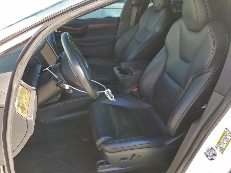 Photo 7 from auction – 2021 TESLA MODEL X with VIN 5YJXCDE24MF321599