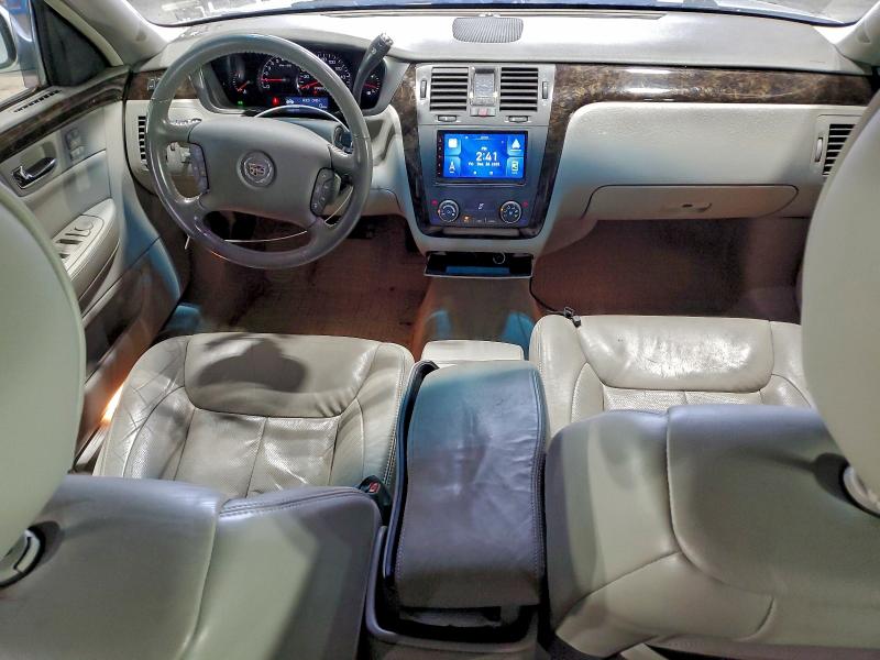 Photo 8 from auction – 2011 CADILLAC DTS with VIN 1G6KA5E60BU120539