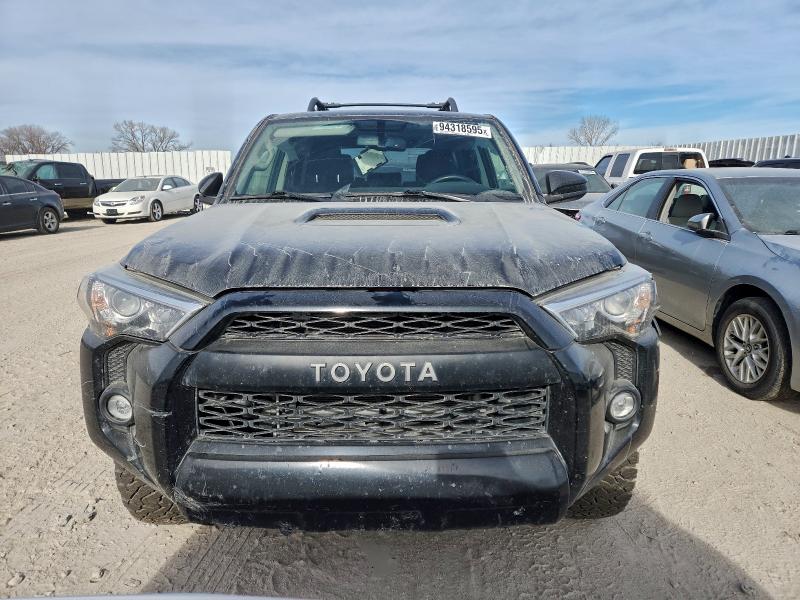 Photo 5 from auction – 2019 TOYOTA 4RUNNER SR with VIN JTEBU5JRXK5728689