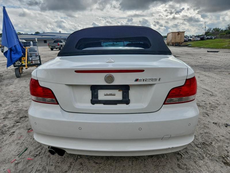 Photo 6 from auction – 2008 BMW 128 I with VIN WBAUL73588VE88198