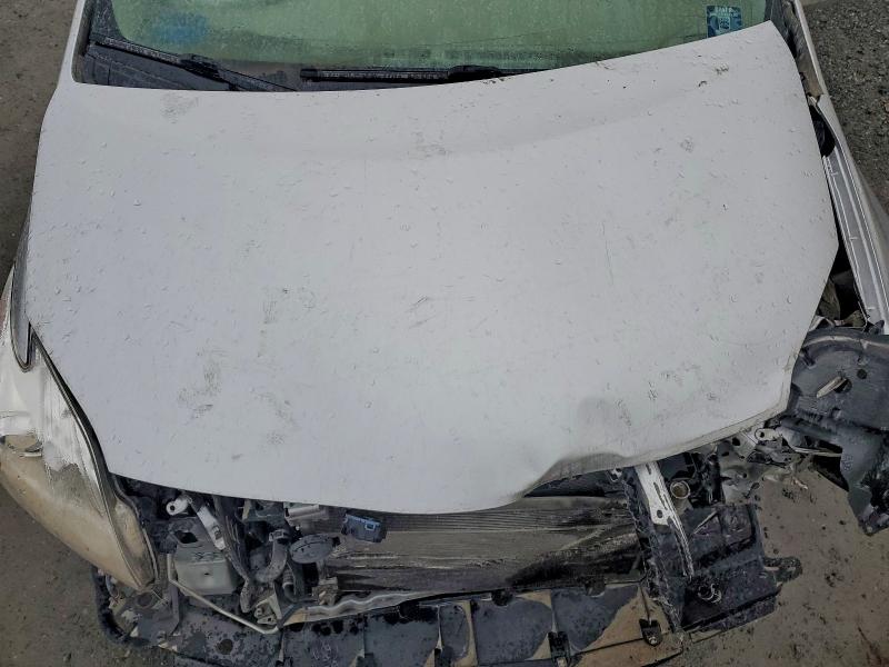 صورة رقم 12 من المزاد - 2015 TOYOTA PRIUS مع VIN JTDKN3DU6F1979082