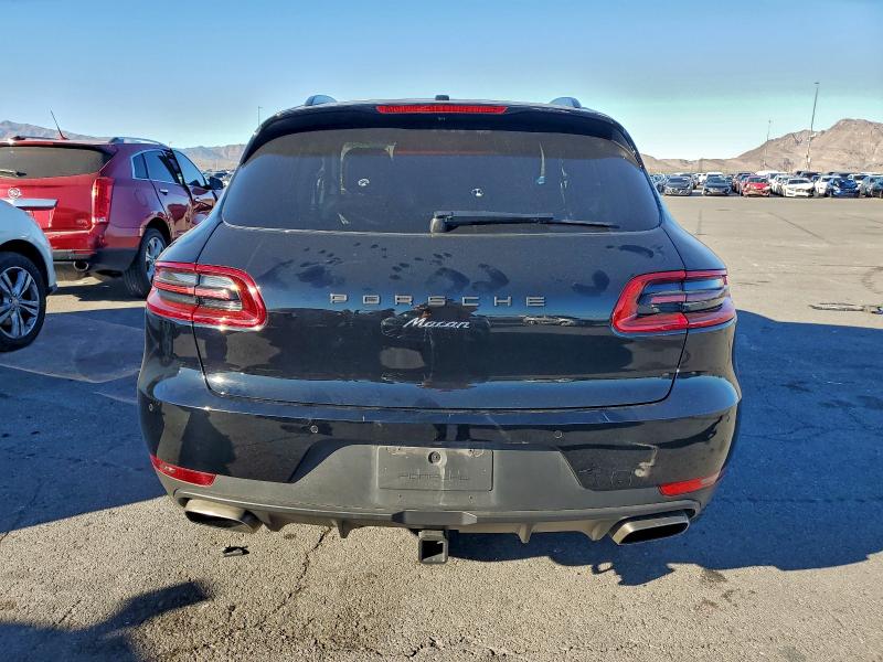 Photo 6 from auction – 2018 PORSCHE MACAN with VIN WP1AA2A54JLB22883