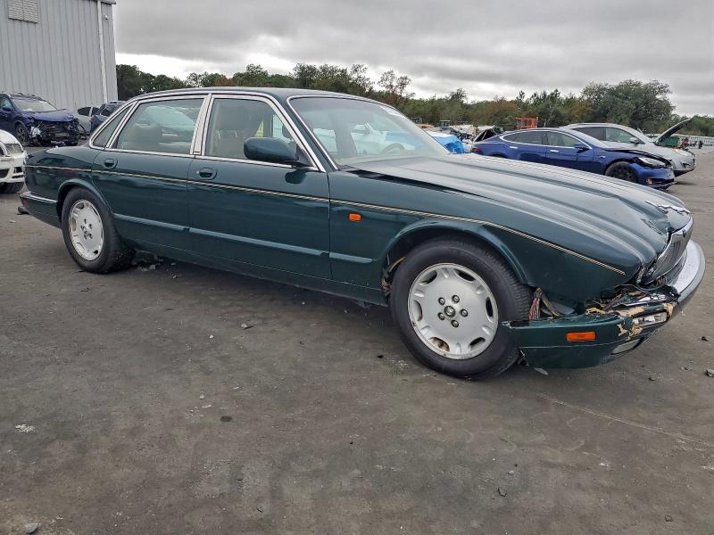 Photo 4 from auction – 1995 JAGUAR XJ6 with VIN SAJHX1749SC743577