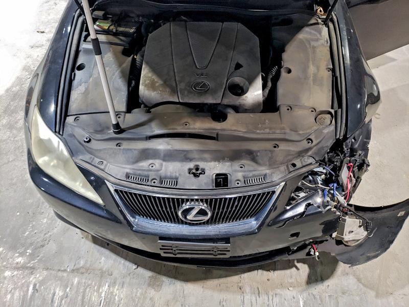 Photo 11 from auction – 2006 LEXUS IS 350 with VIN JTHBE262865008047