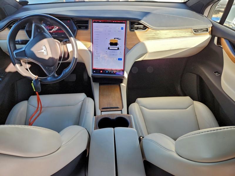 Photo 8 from auction – 2019 TESLA MODEL X with VIN 5YJXCBE23KF189582