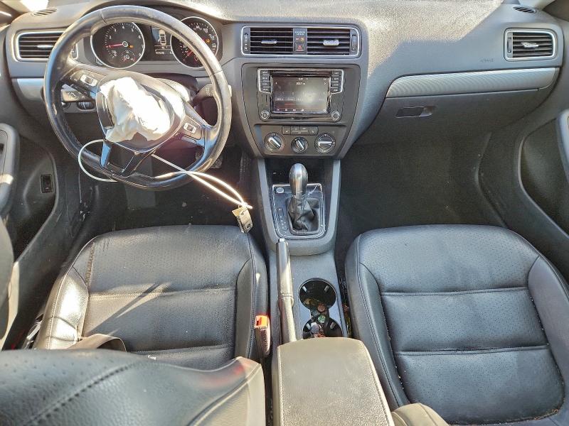 Photo 8 from auction – 2017 VOLKSWAGEN JETTA SE with VIN 3VWDB7AJ2HM398815