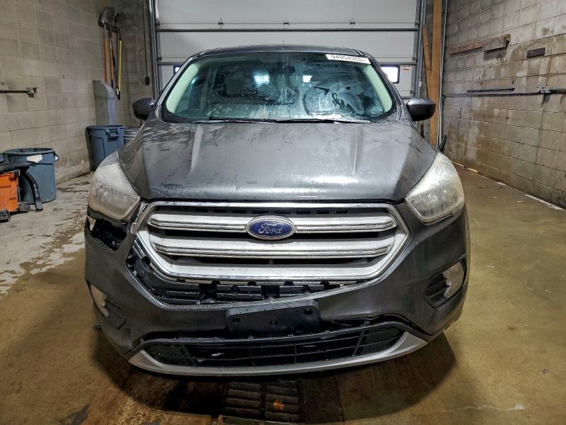 صورة رقم 5 من المزاد - 2017 FORD ESCAPE SE مع VIN 1FMCU0GD2HUA54331