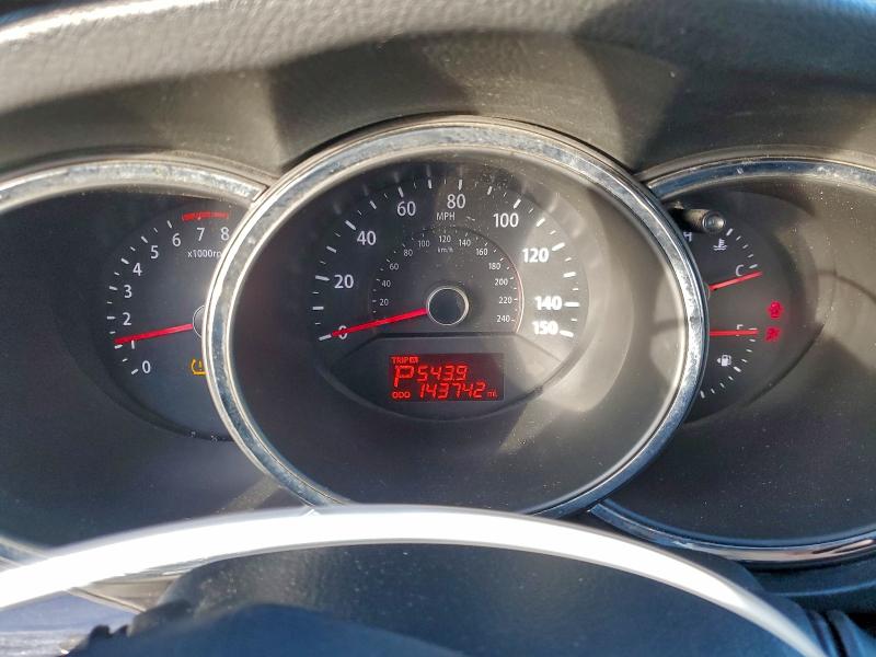 Photo 9 from auction – 2012 KIA SORENTO with VIN 5XYKT3A62CG226768