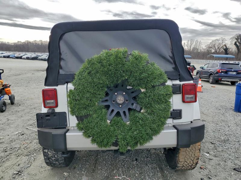 Photo 6 from auction – 2014 JEEP WRANGLER U with VIN 1C4BJWEG9EL224338