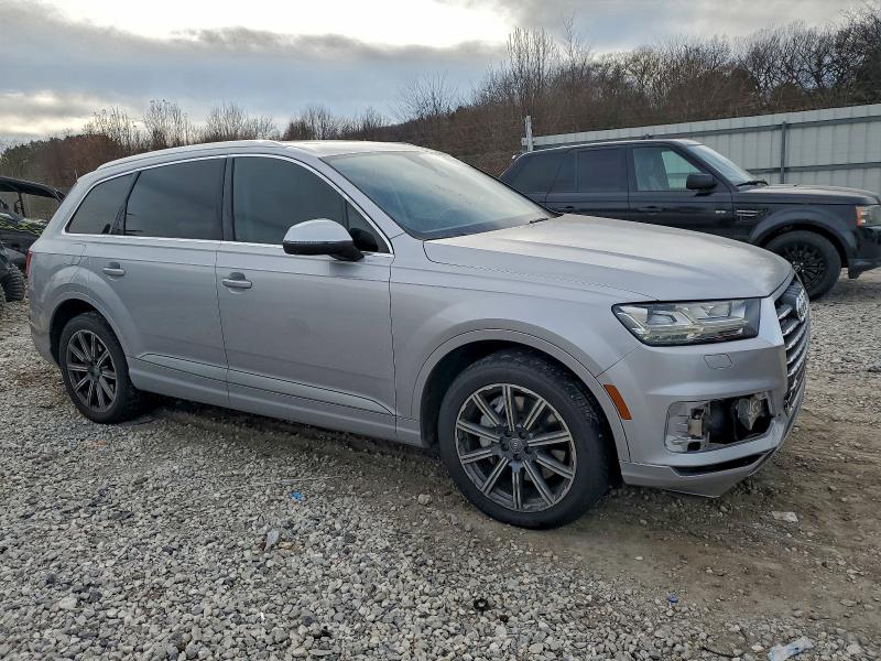 Photo 4 from auction – 2017 AUDI Q7 PREMIUM with VIN WA1LAAF77HD005828