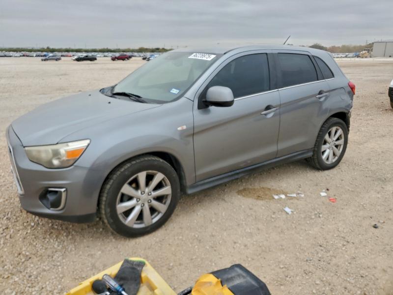 MITSUBISHI OUTLANDER 2014 with VIN 4A4AR4AU7EE031025 - Photo from auction