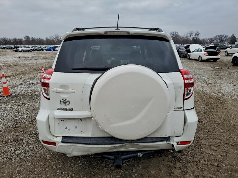 Photo 6 from auction – 2011 TOYOTA RAV4 with VIN JTMBF4DV3BD040671