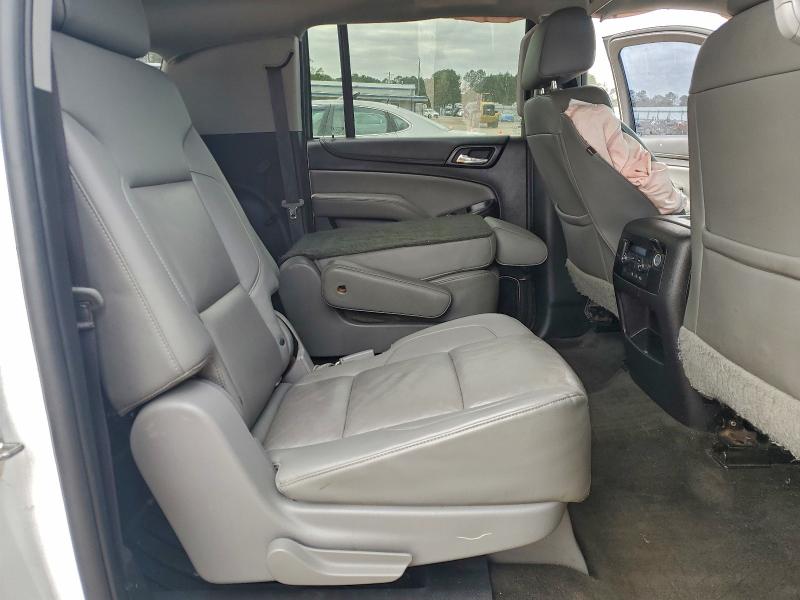 Photo 11 from auction – 2017 CHEVROLET SUBURBAN K with VIN 1GNSKHKC9HR258587