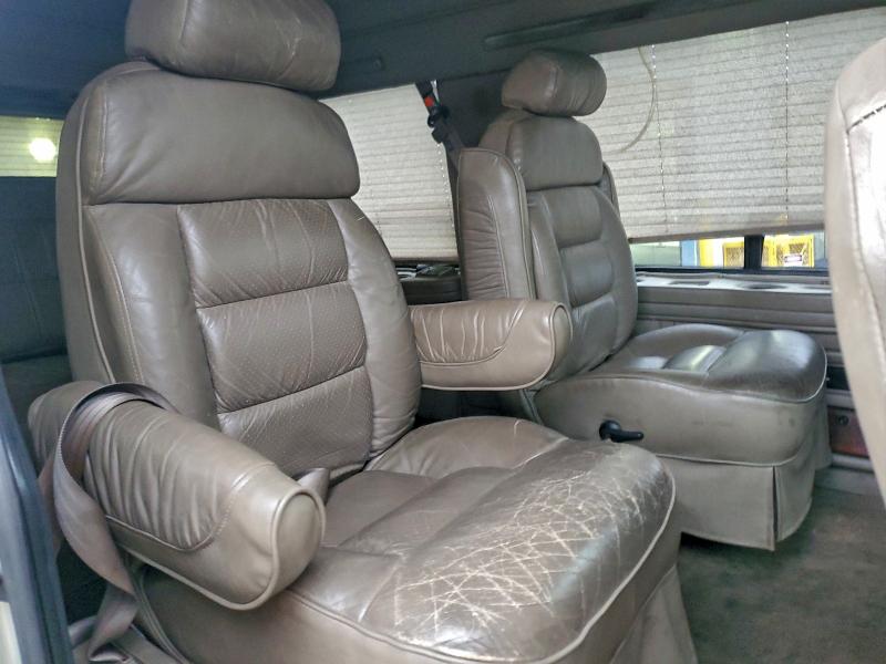 Photo 11 from auction – 2004 FORD ECONOLINE with VIN 1FDRE14L14HB41620