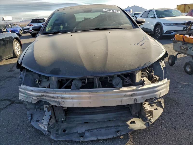 Photo 5 from auction – 2016 CHRYSLER 200 LIMITE with VIN 1C3CCCAB0GN149483