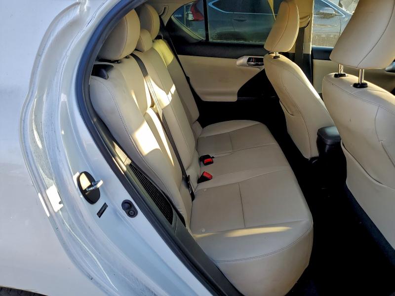 Photo 10 from auction – 2011 LEXUS CT 200 with VIN JTHKD5BH0B2007548