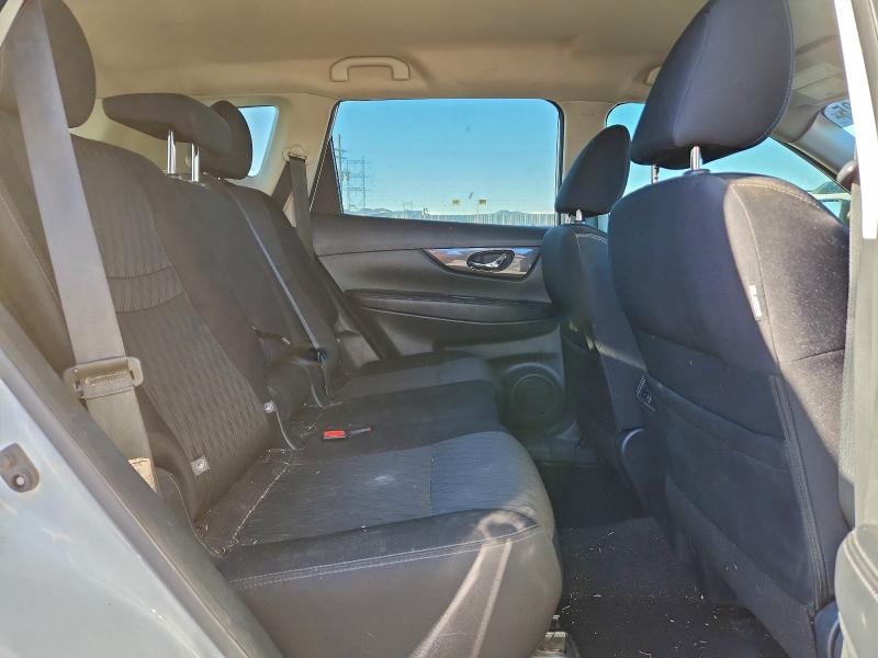 Photo 11 from auction – 2019 NISSAN ROGUE S with VIN 5N1AT2MV7KC767175