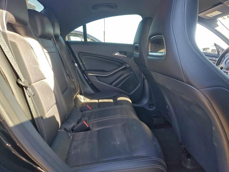 Photo 10 from auction – 2019 MERCEDES-BENZ CLA with VIN WDDSJ4EB4KN772245