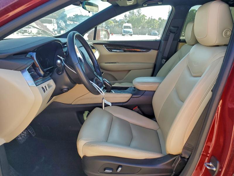 Photo 7 from auction – 2017 CADILLAC XT5 with VIN 1GYKNARS5HZ107549
